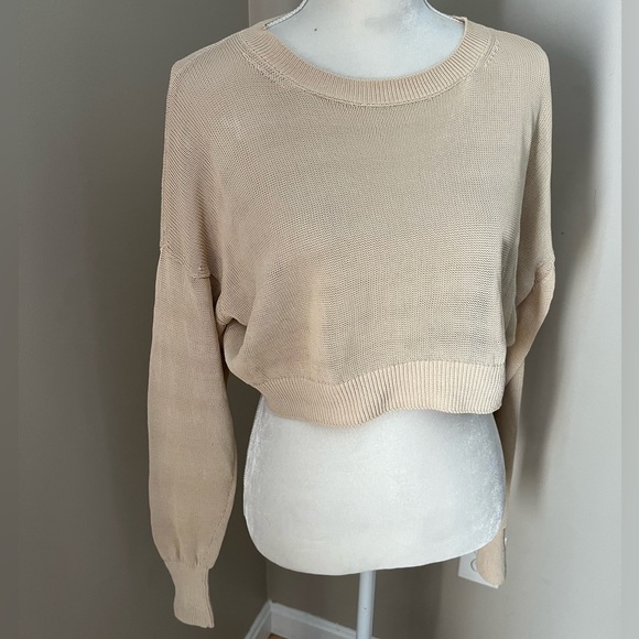 Club Monaco Sheer Crop Sweater XS - Picture 3 of 13
